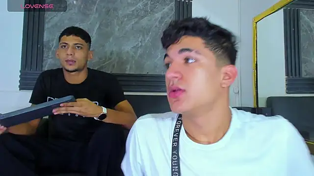 Snapshot of ALEX_KEITH26 chatting on 02/20/26, 11:43 ALEX KEITH26 online show from 02/20/26, 11:43