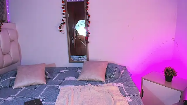 Snapshot of dirty_sexx_ chatting on 02/27/26, 09:37 dirty sexx online show from 02/27/26, 09:37