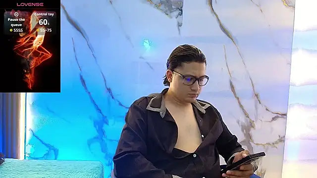 Danner Alaia online show from 02/10/26, 07:18