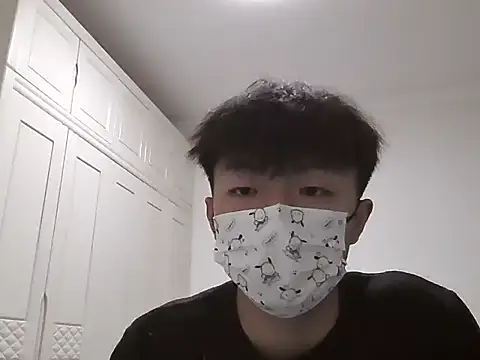 Chocolates-001 online show from 01/14/26, 12:33