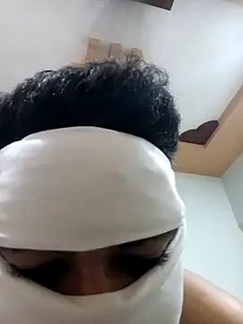 gujjuboysexy123 online show from 06/23/26, 10:02