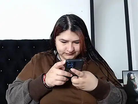 LauraHorny69 online show from 02/16/26, 12:56