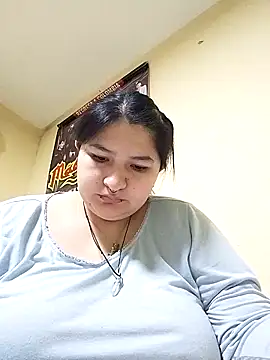 Snapshot of LauraHorny69 chatting on 06/03/26, 12:57 LauraHorny69 online show from 06/03/26, 12:57