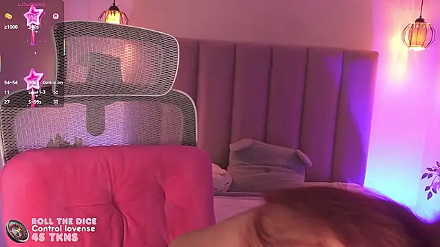 Dakota velvet  online show from 03/16/26, 11:58