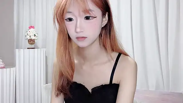 Snapshot of qingqing_love2025 chatting on 05/21/26, 01:18 qingqing love2025 online show from 05/21/26, 01:18