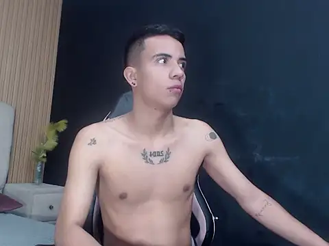 MaximoGrayy online show from 01/14/26, 06:46