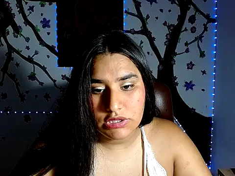 Im May  online show from 01/31/26, 08:18