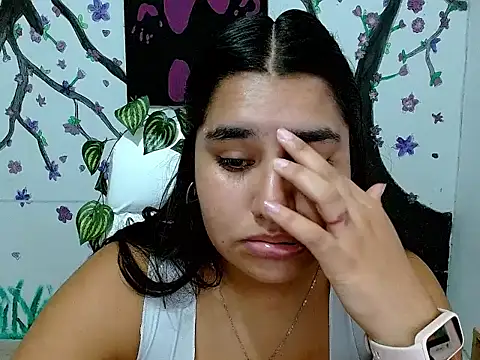 Im May  online show from 02/19/26, 08:05