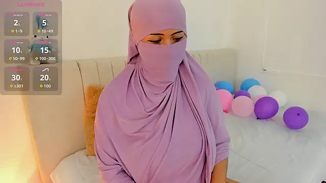  Amirah online show from 04/15/26, 06:48