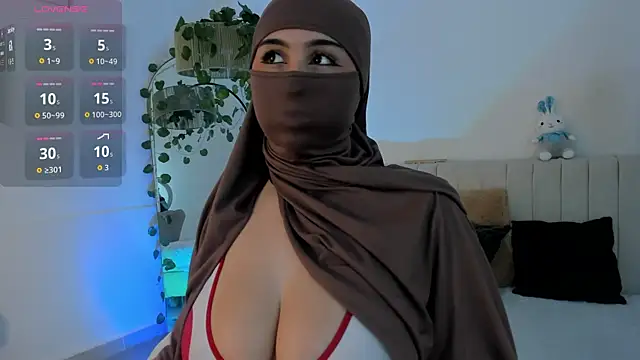 Snapshot of _Amirah chatting on 07/08/26, 05:50 Amirah online show from 07/08/26, 05:50