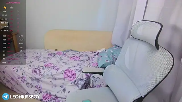 LeonBoykisser online show from 04/01/26, 10:05