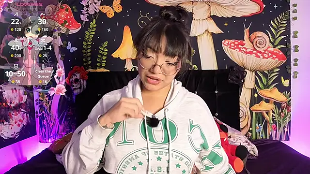 victoriia thompson online show from 04/09/26, 09:09