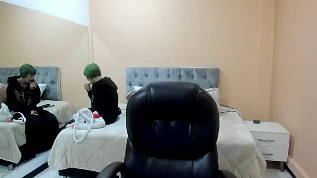 Snapshot of Bela_Craxkerr chatting on 02/25/26, 12:48 Bela Craxkerr online show from 02/25/26, 12:48