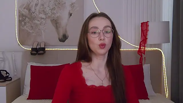 Emily Simon online show from 04/10/26, 05:23