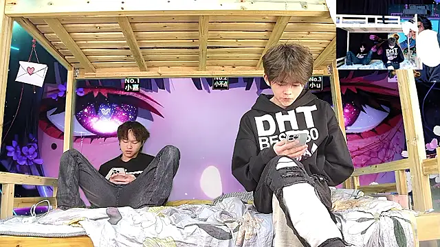 xiaohuangren01 online show from 02/04/26, 01:22