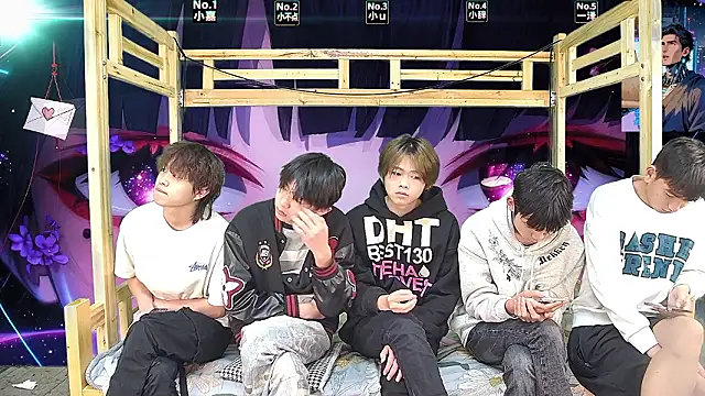 xiaohuangren01 online show from 03/23/26, 01:20