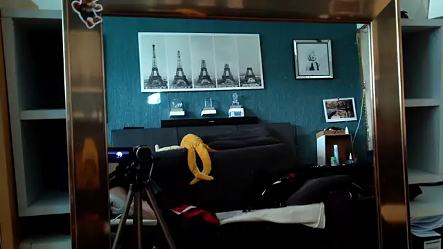 Snapshot of Funfukruon chatting on 02/18/26, 02:02 Funfukruon online show from 02/18/26, 02:02