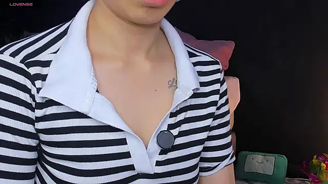 Snapshot of Noaah25_ chatting on 02/05/26, 03:22 Noaah25 online show from 02/05/26, 03:22