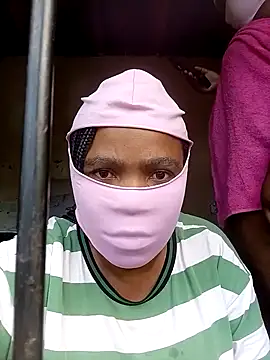 Snapshot of KAT_AND_DEE chatting on 02/02/26, 02:27 KAT AND DEE online show from 02/02/26, 02:27