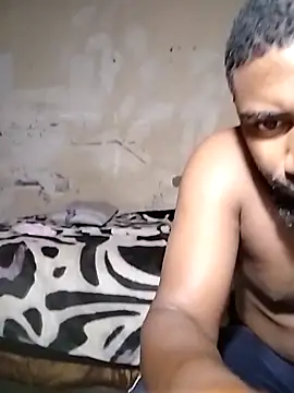 KAT AND DEE online show from 03/25/26, 08:04