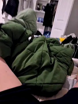 Tom32828 online show from 02/28/26, 07:20