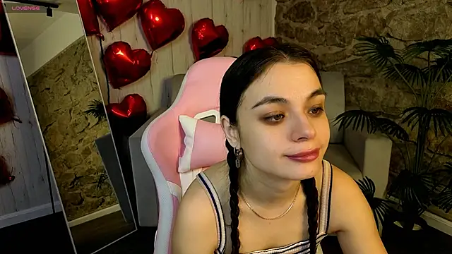 Kim Bless online show from 03/17/26, 01:43