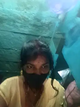 priyasharma899 online show from 02/15/26, 07:38