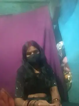 priyasharma899 online show from 02/18/26, 04:03