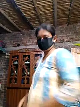 Hot Sweeti online show from 04/22/26, 11:45