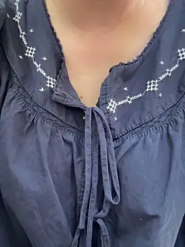 Donna9696 online show from 03/02/26, 07:15