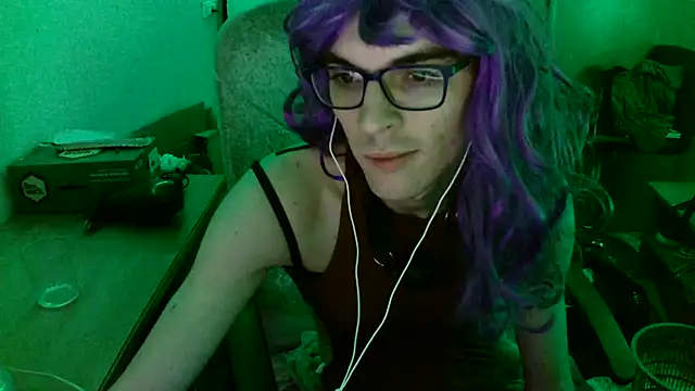 Snapshot of DairaSissy chatting on 06/22/26, 12:13 DairaSissy online show from 06/22/26, 12:13