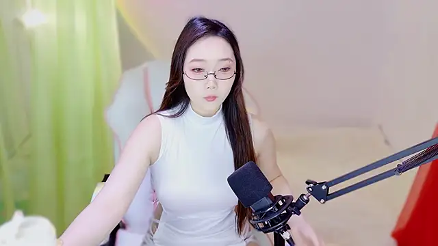 luna-168 online show from 04/23/26, 08:35