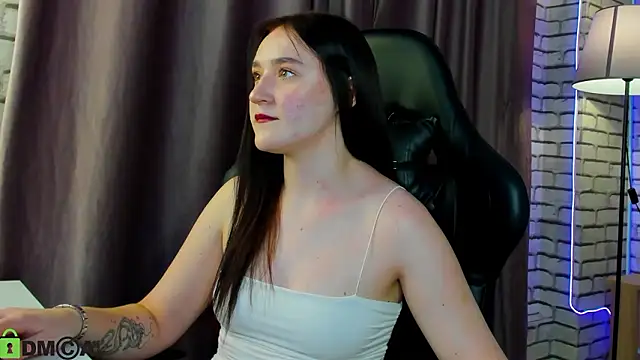 LexiVale online show from 02/10/26, 09:13