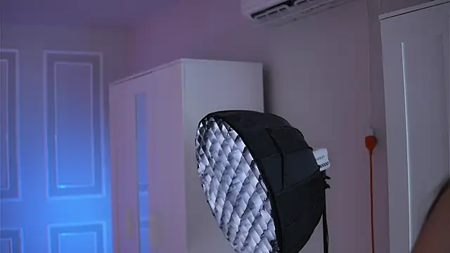 SammiMonroe online show from 04/07/26, 04:13