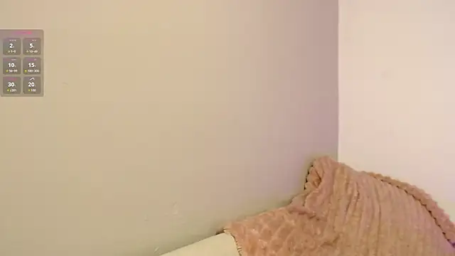 chloe peach  online show from 04/21/26, 12:22