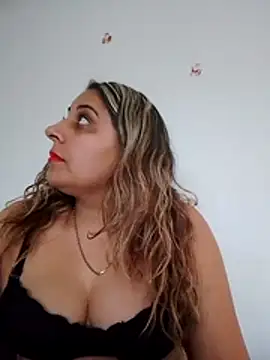 AntoAntonianna online show from 02/15/26, 09:41