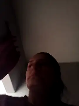 Snapshot of Luna_seductora12 chatting on 02/15/26, 05:31 Luna seductora12 online show from 02/15/26, 05:31