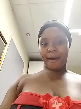 LUNAARXO1 online show from 03/18/26, 02:26