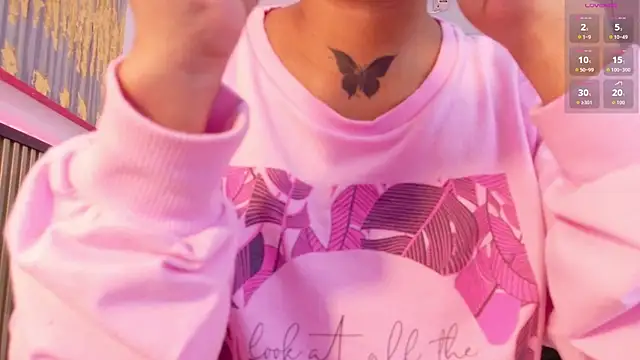 Snapshot of Scarlet_Vixen_ chatting on 02/24/26, 12:36 Scarlet Vixen online show from 02/24/26, 12:36