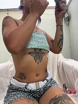 Snapshot of Namii_cute chatting on 02/15/26, 11:52 Namii cute online show from 02/15/26, 11:52