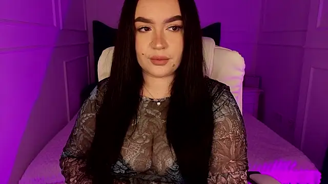 tinafox  online show from 03/27/26, 08:09