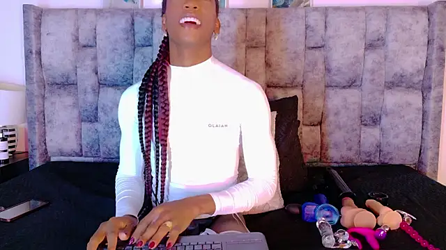 samirths boy  online show from 02/26/26, 05:56