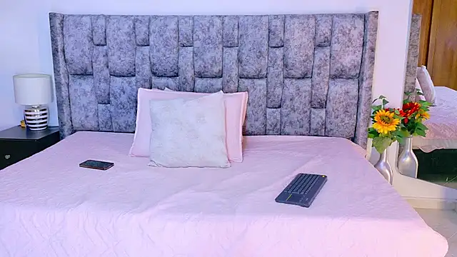 samirths boy  online show from 04/10/26, 07:29