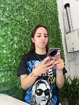 elodie rouge online show from 04/06/26, 11:55