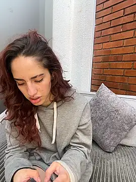 elodie rouge online show from 07/09/26, 12:31