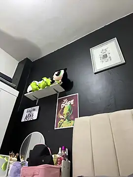 CarolinaRaven online show from 03/17/26, 10:24