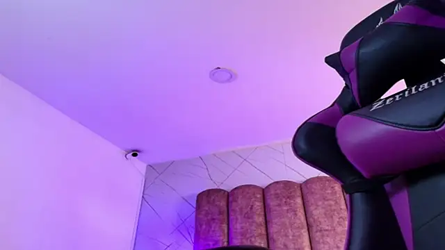 ShadowLune online show from 02/19/26, 07:54