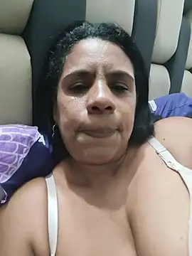 Zeyllyjhonson online show from 04/14/26, 12:00