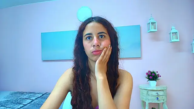 scarlett clyde online show from 07/15/26, 12:43