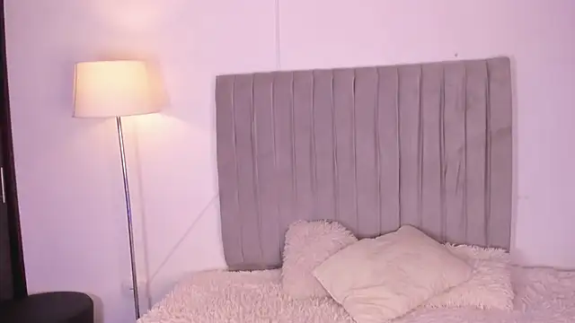 im charles online show from 02/12/26, 08:37